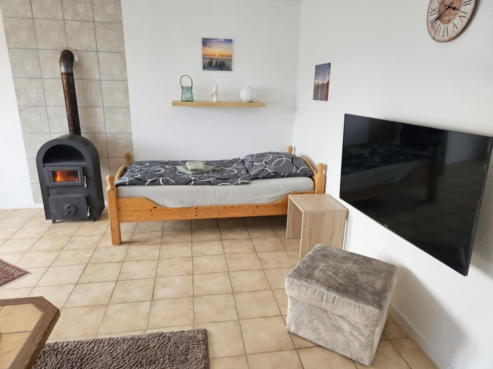 Ferienwohnung Talblick Ahnatal Exterior photo